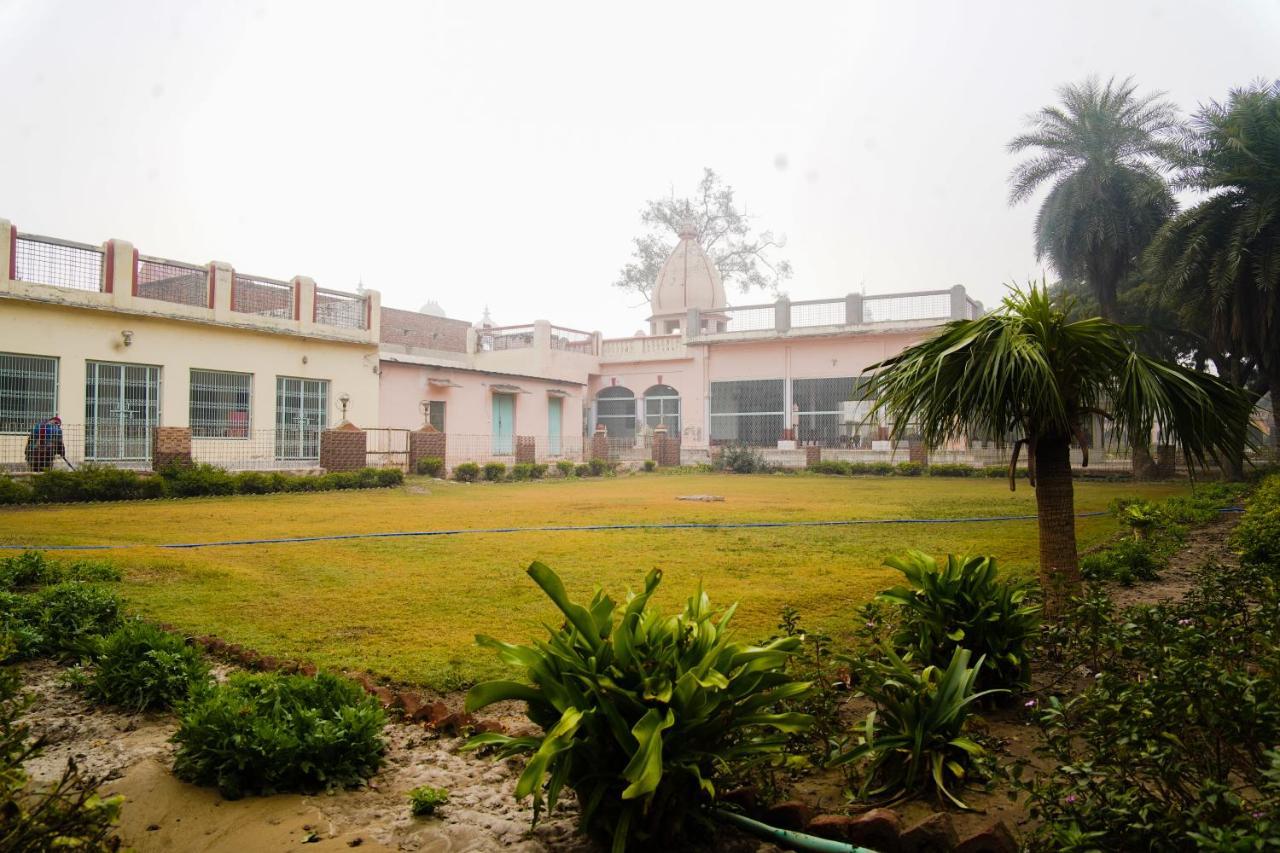 Shree Krishna Bhakti Ashram Hotel Vrindāvan Buitenkant foto