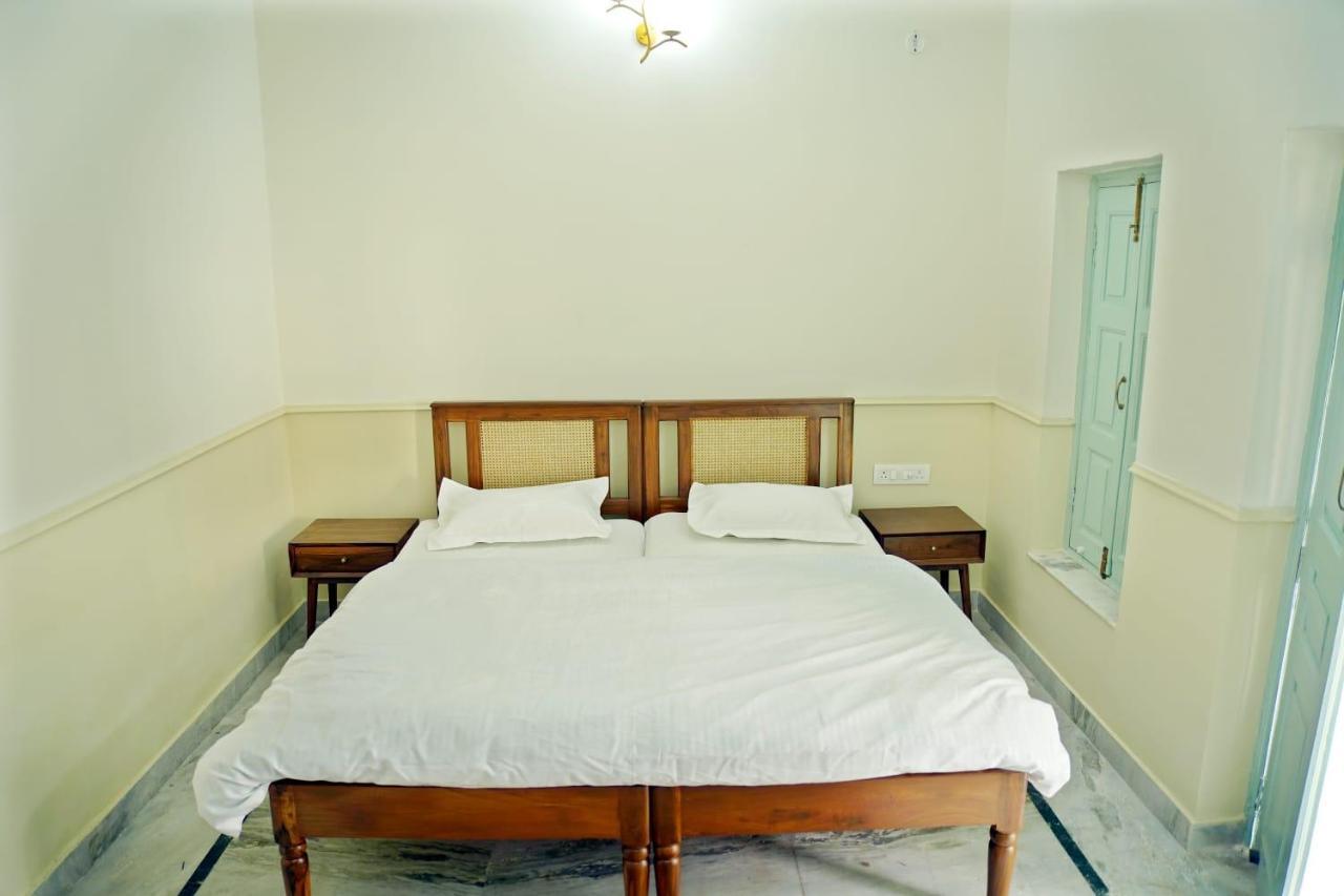 Shree Krishna Bhakti Ashram Hotel Vrindāvan Buitenkant foto