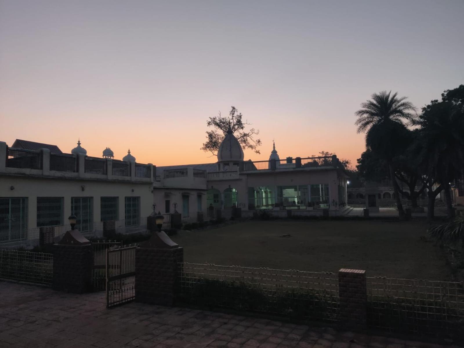 Shree Krishna Bhakti Ashram Hotel Vrindāvan Buitenkant foto